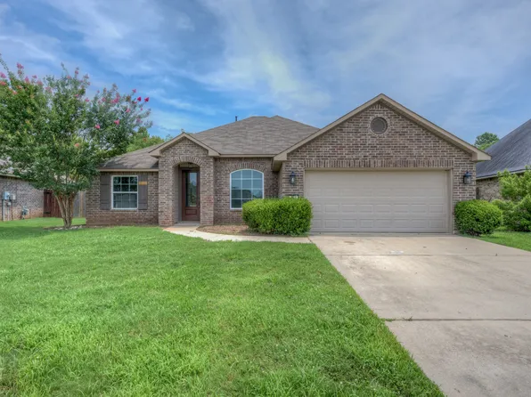 348 Avondale Ln, Bossier City, LA 71112