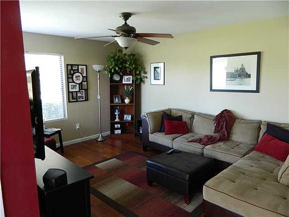 5th image of 7804 Tommy Dr Unit 30