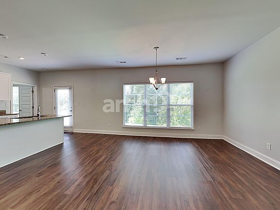 5th image of 5039 Mountain Springs Rd