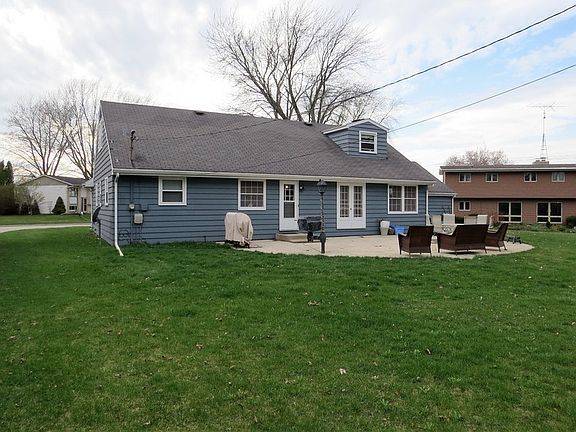 2nd image of 117 Wakawn Ave