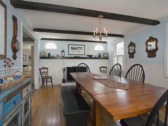 4th image of 114 Long Pond Road