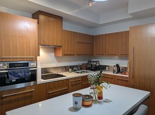 80 John St UNIT 2504, Toronto, ON M5V 3X4