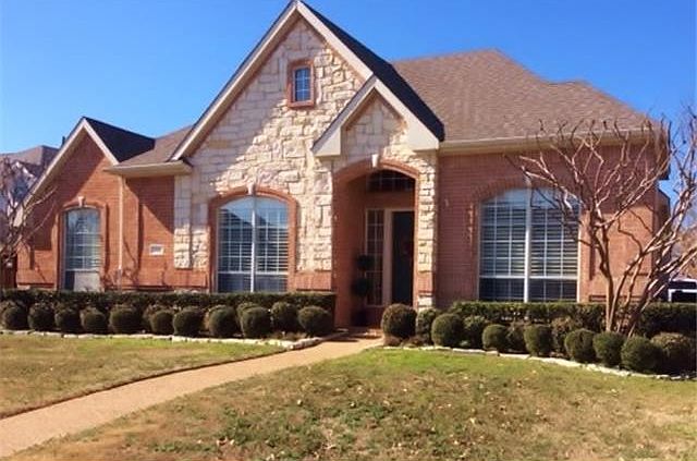 1st image of 305 Bricknell Dr