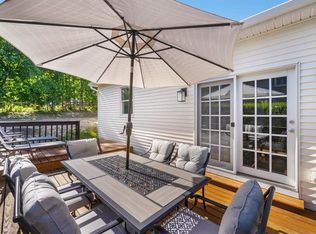 95 Walnut Dr, Mahopac, NY 10541