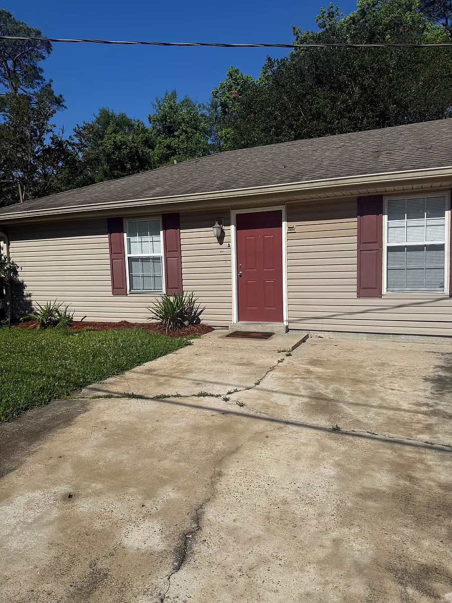 Building Photo - 1501 Magnolia St #A