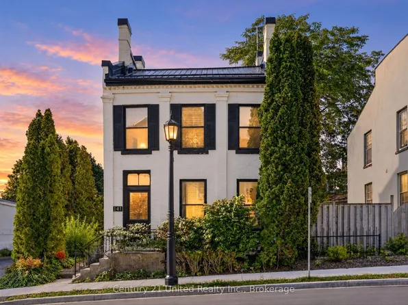 141 Walton St, Pt Hope, ON L1A 1N4
