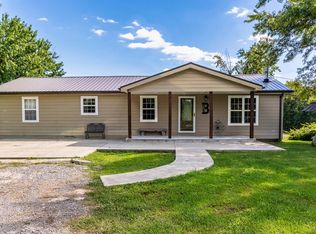 1431 Glidewell Rd, Burkesville, KY 42717