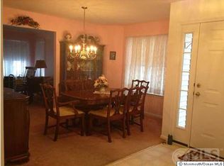 36 S Avon Dr, Jackson, NJ