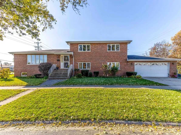 8000 N Oketo Ave, Niles, IL 60714