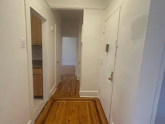 4th image of 1655 Union St #4B