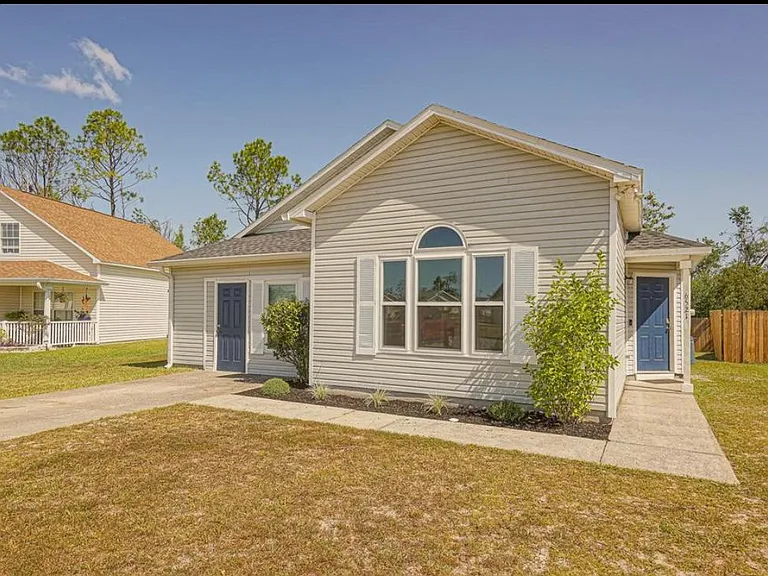 6521 Lake Joanna Cir — Photo 1
