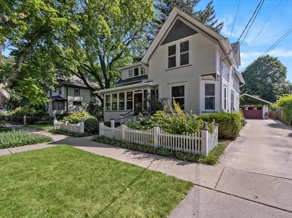 117 N 5th St, Geneva, IL 60134