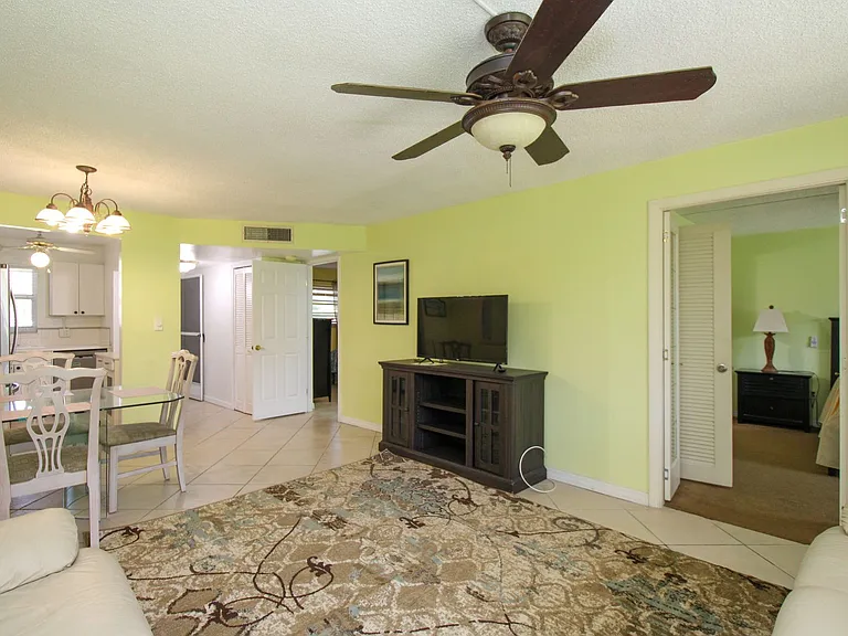 175 Turtle Lake Ct #111 — Photo 12