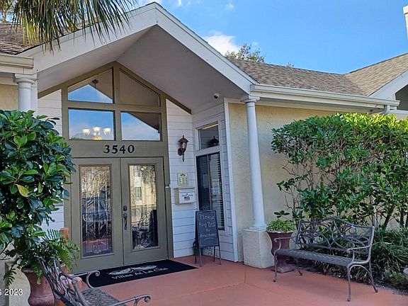 2nd image of 3545 Sable Palm Ln Unit C