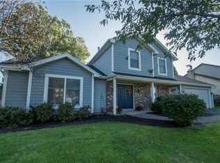 136 Crystal Creek Dr, Rochester, NY 14612