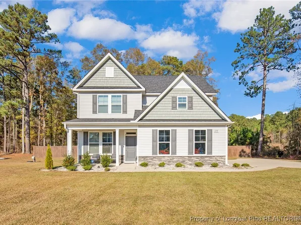 6939 Running Fox Rd, Hope Mills, NC 28348