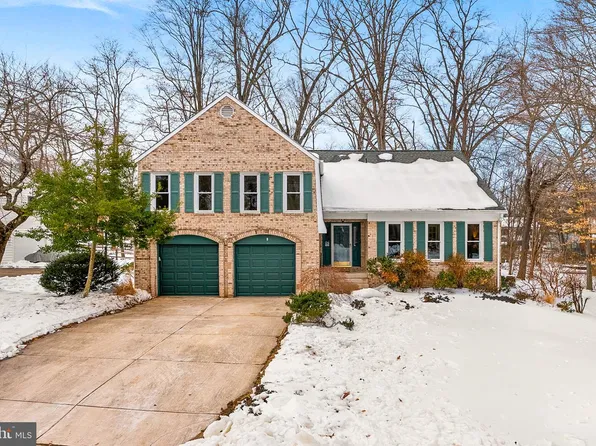 45 Carrollton Rd, Sterling, VA 20165