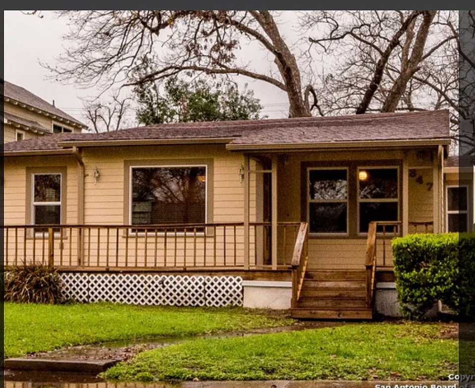 2 bed, 1138 sqft, $1,695 — Photo 2