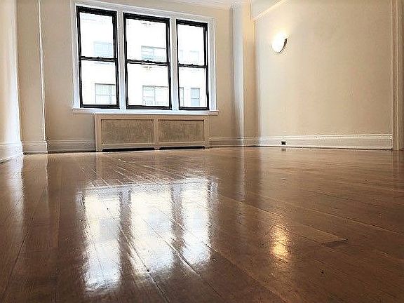 3rd image of 405 E 54th St #8Q