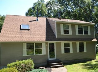 11 Bittersweet Blf, New Milford, CT 06776