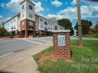 1410 4th Street Dr NW UNIT 307, Hickory, NC 28601
