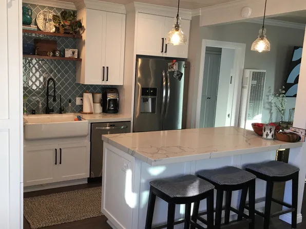511 N Helberta Ave #A, Redondo Beach, CA 90277