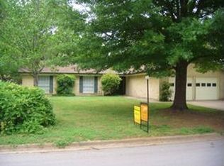 1702 Aberdeen Dr, Arlington, TX 76015