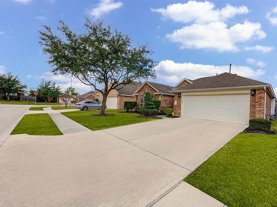 1st image of 12407 Taylorwood Ln