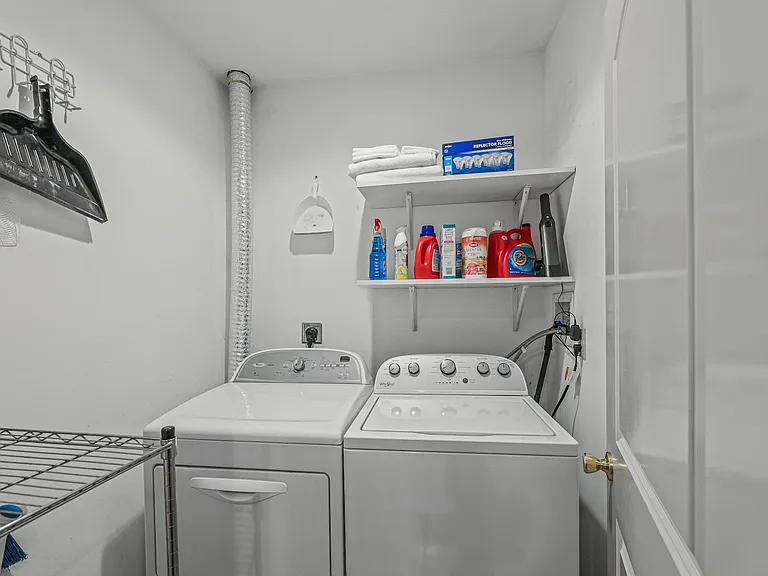 804 Main St — Photo 14