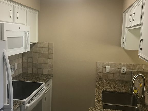 3rd image of 14621 S Padre Island Dr APT A