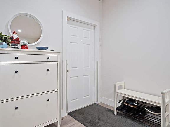 4th image of 4857 Foxwood Cir