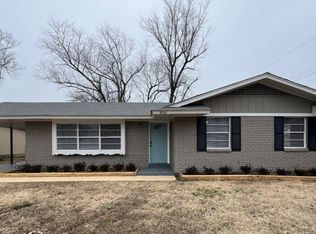 856 Hackberry Ln, Memphis, TN 38109
