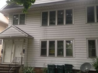 16 Carthage Dr, Rochester, NY 14621