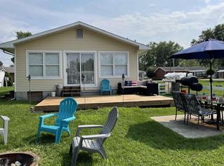 54 Ems B8 Ln, Pierceton, IN 46562