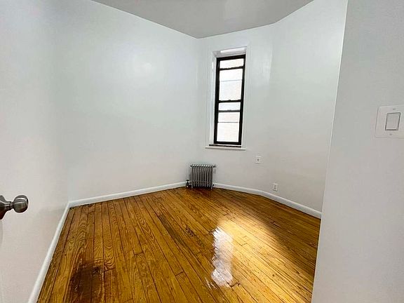 3rd image of 318 E 69th St #1