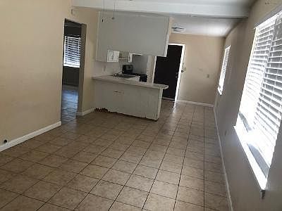 2nd image of 402 E Mahl St #4