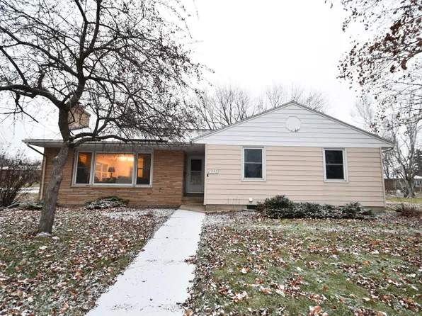 1225 S Main St, Zumbrota, MN 55992