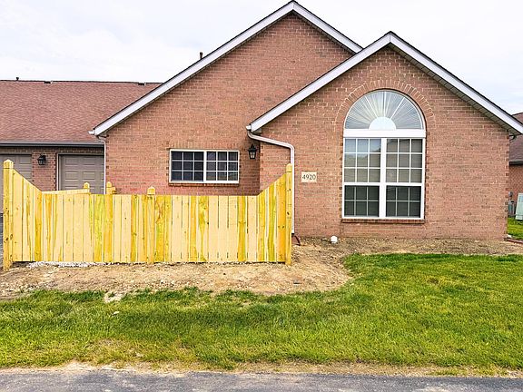 2nd image of 4920 Meadow Run Dr