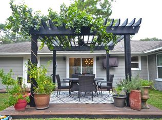 5415 Poinciana Dr, Houston, TX 77092