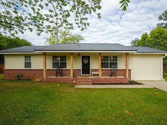 2nd image of 400 Judy Ann Dr