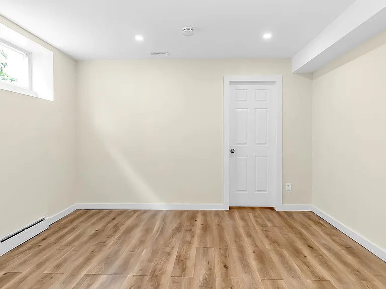805 Fowler Ct #BASEMENT — Photo 9