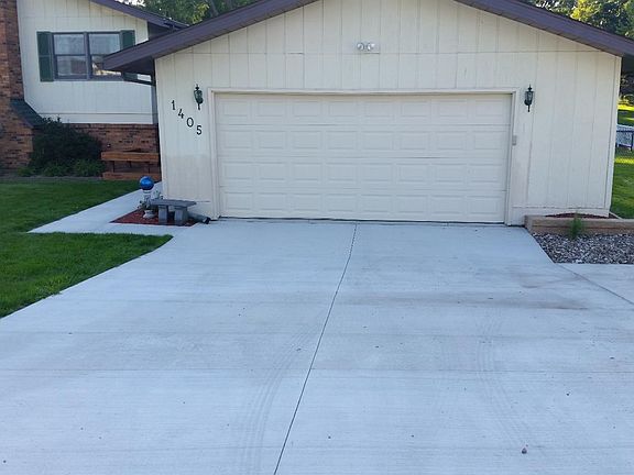 2nd image of 1405 Brentwood Dr