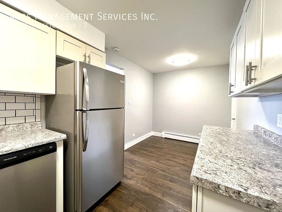 Spacious 1-Bed in Blue Island - Everything Brand New — Photo 4