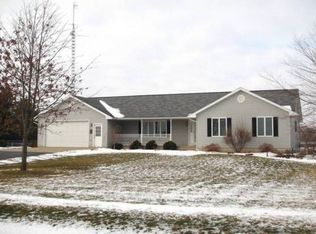 10429 Polo Rd, Rock Falls, IL 61071