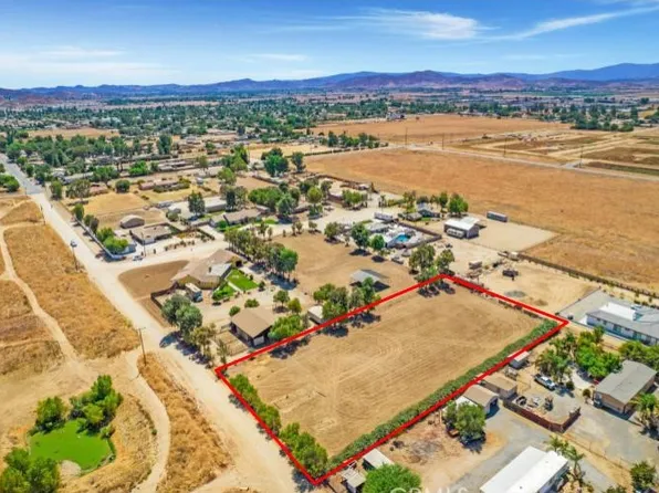 0 Tradewinds Dr, Sun City, CA 92585