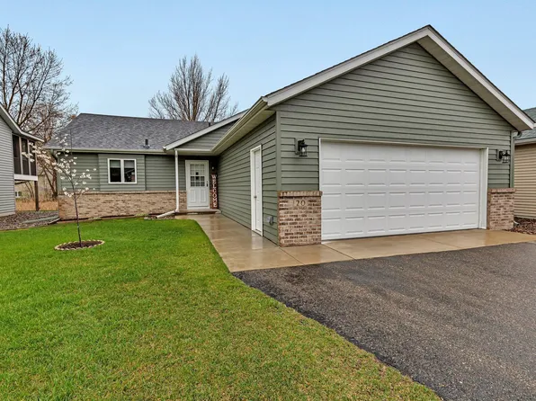20 Pine Tree Ct, Sartell, MN 56377