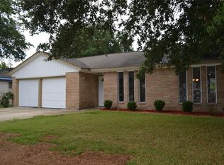 11011 Sageriver Dr, Houston, TX 77089