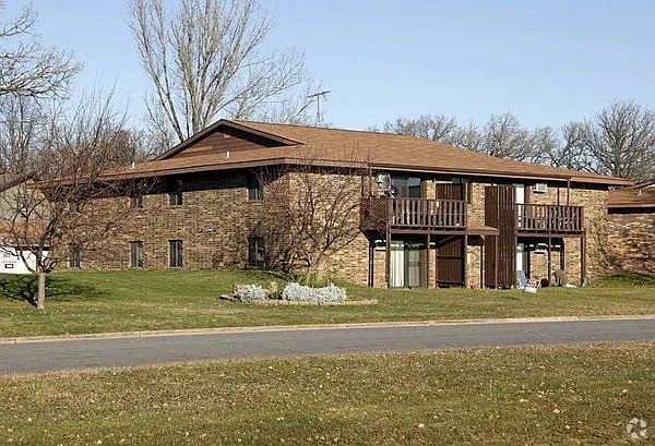 851 Driftwood Dr #1 — Photo 1