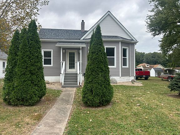2nd image of 1116 W 6th St