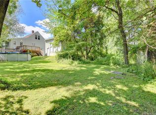 228 Prindle Ave, Ansonia, CT 06401